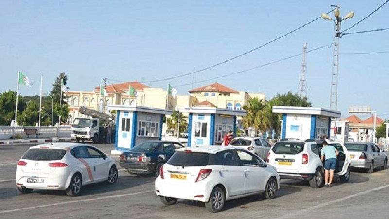  Frontières algéro-tunisiennes : Les bus de touristes interdits d’accès