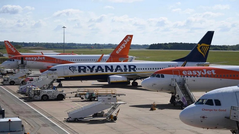  Trois compagnies aériennes attaquent le gouvernement britannique en justice