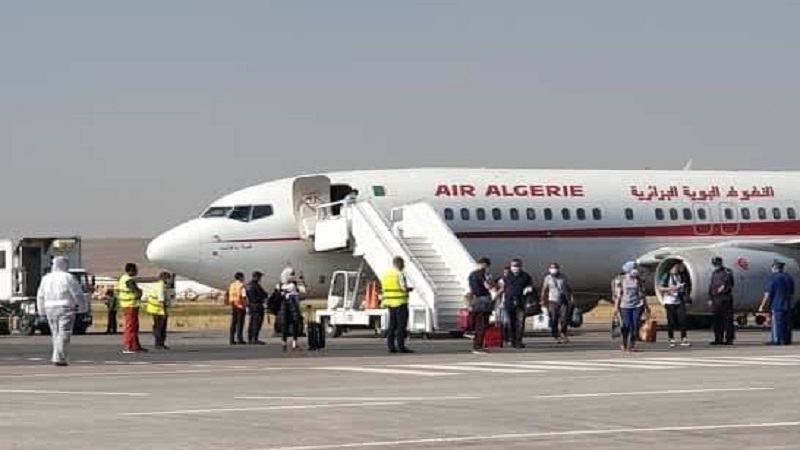  Vidéo: Atterrissage de l’avion d’Air Algérie en provenance de Wuhan