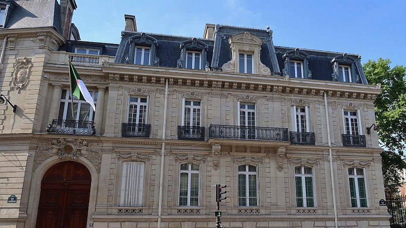  Changement à la tête de l’ambassade d’Algérie en France