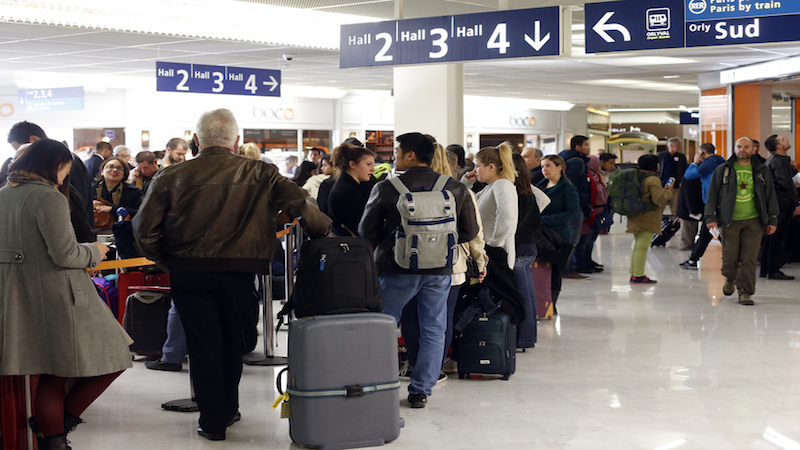  France: Vols retardés et annulés dans 9 aéroports