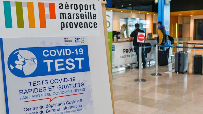 France: Des tests de dépistage rapides dans les aéroports