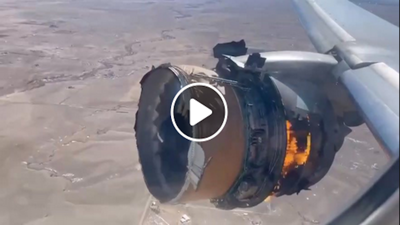  Vidéo: Le réacteur d’un avion explose en plein vol