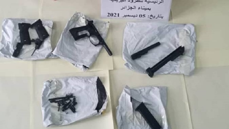  Port d’Alger: Saisie de deux pistolets et des munitions
