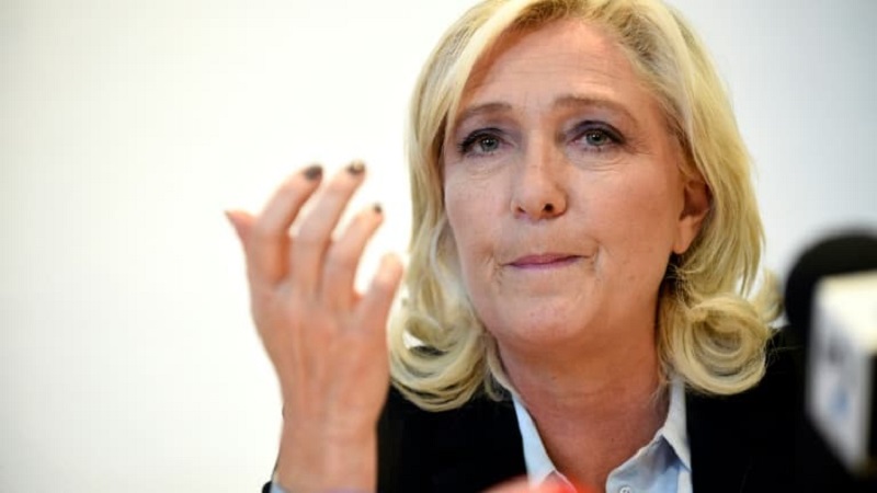  France: Le Pen veut une « politique dissuasive d’immigration »