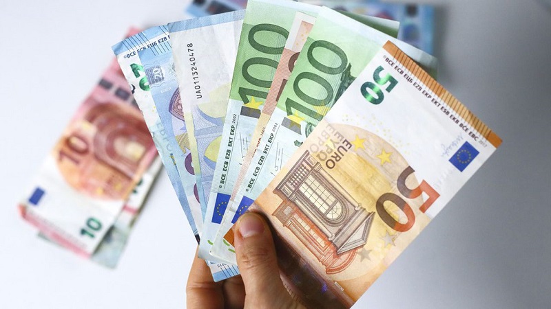  L’euro demeure stable face au dinar sur le marché noir de la devise