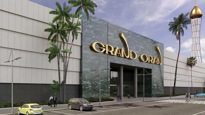  Tebboune inaugure AZ Grand Oran, un hôtel 5 étoiles