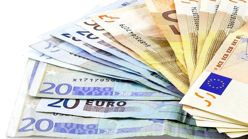  Marché noir : l’euro s’échange toujours autour de 281 dinars ce samedi 10 janvier